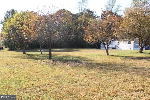 5274 BURR HILL RD, Rhoadesville, VA 22542
