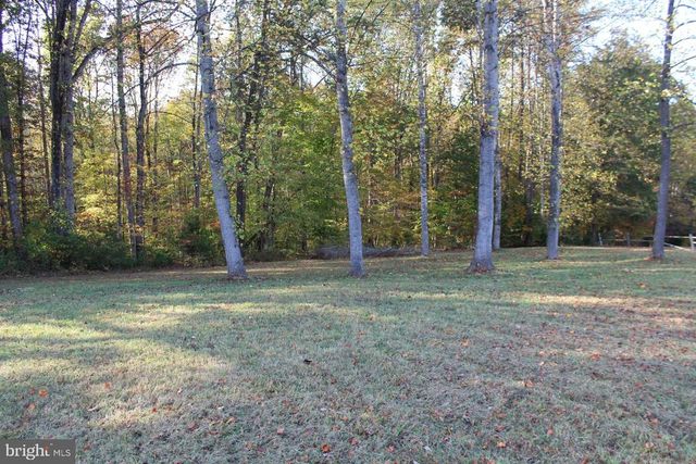 5274 BURR HILL RD, Rhoadesville, VA 22542