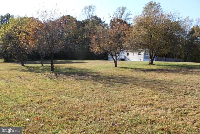 5274 BURR HILL RD, Rhoadesville, VA 22542