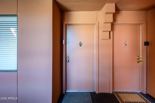 12212 N PARADISE VILLAGE Parkway S 335, Phoenix, AZ 85032