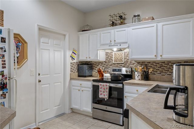 1646 W Spring Meadow Loop, Lecanto, FL 34461