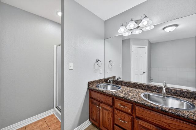 702 Madison Place, Sherman, TX 75092