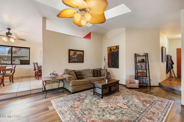 87 Gurr Court, Sparks, NV 89431