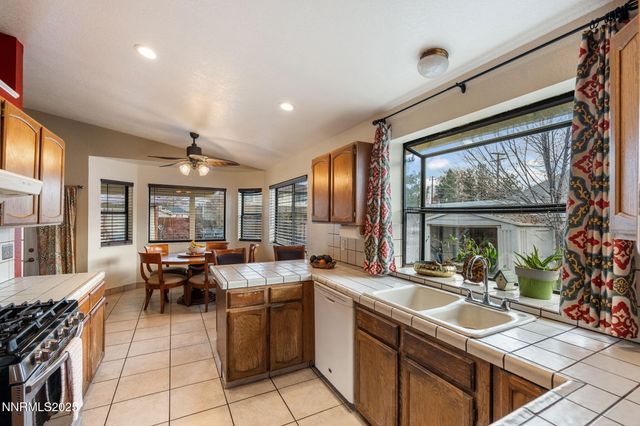 87 Gurr Court, Sparks, NV 89431