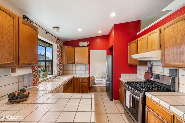 87 Gurr Court, Sparks, NV 89431