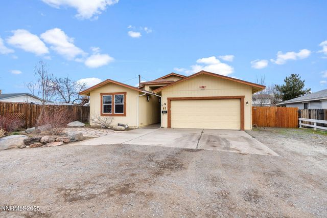 87 Gurr Court, Sparks, NV 89431