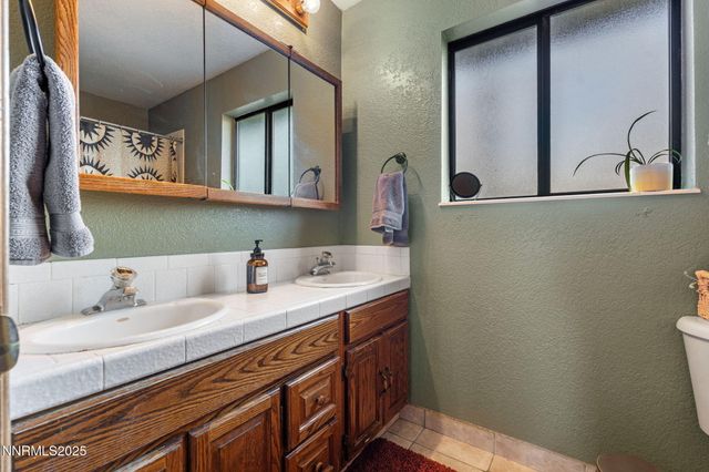 87 Gurr Court, Sparks, NV 89431