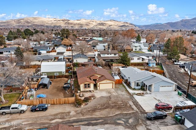 87 Gurr Court, Sparks, NV 89431