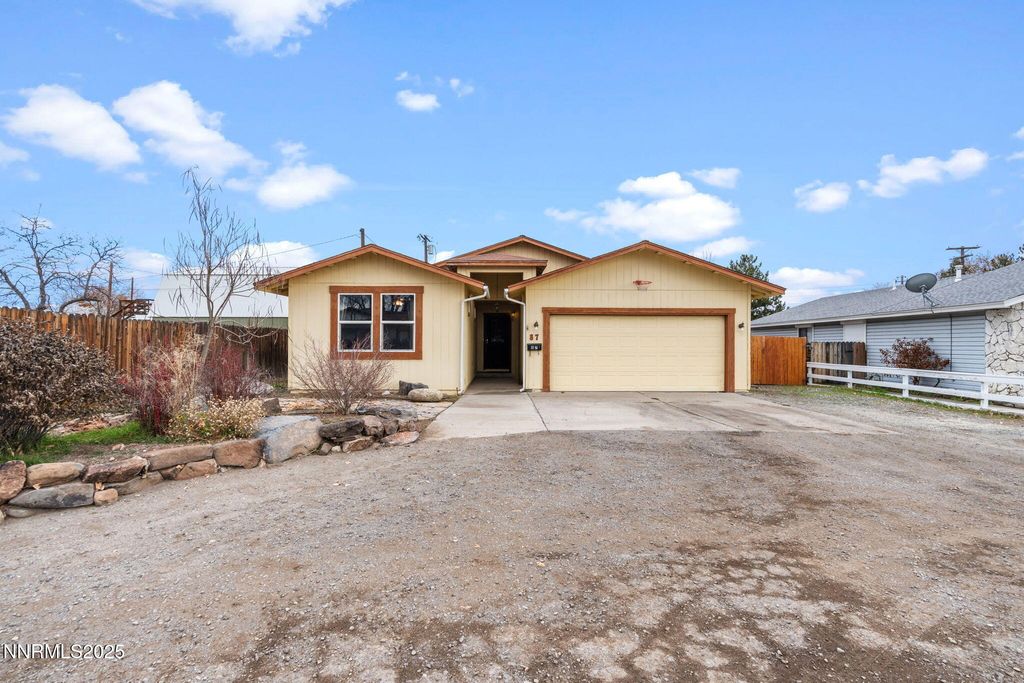 87 Gurr Court, Sparks, NV 89431