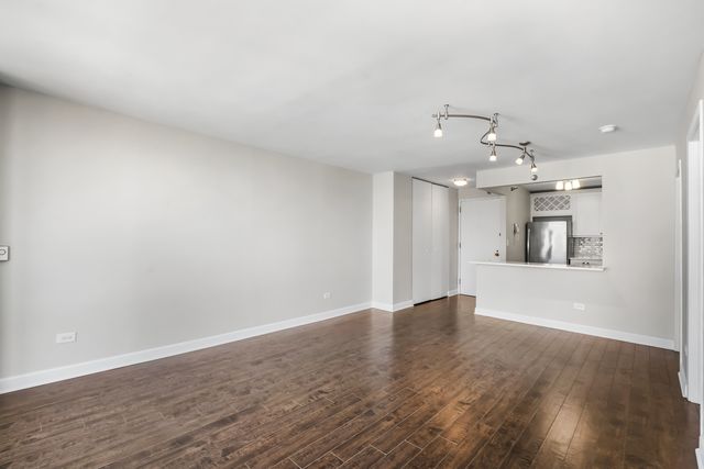 111 W Maple Street 1711, Chicago, IL 60610