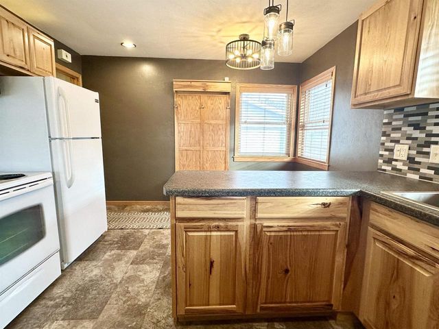 71 S SALLIE AVENUE, Fond Du Lac, WI 54935