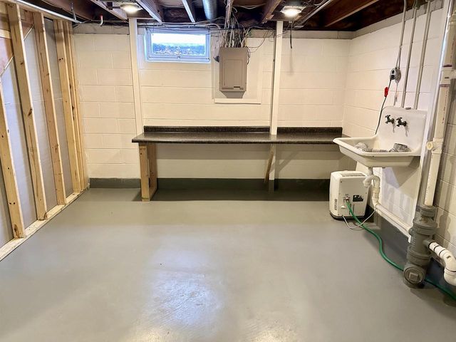 71 S SALLIE AVENUE, Fond Du Lac, WI 54935