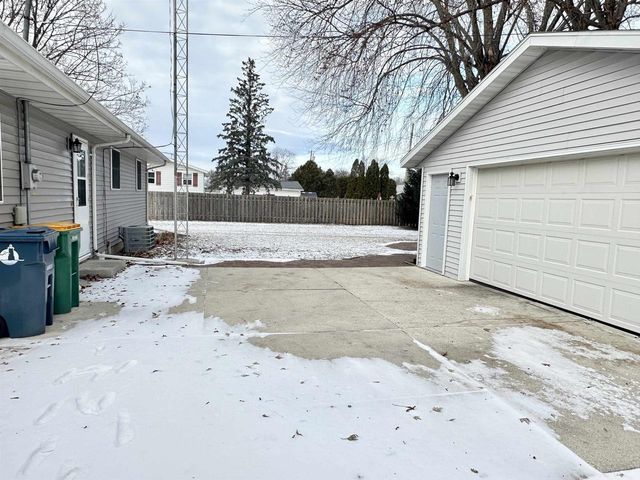 71 S SALLIE AVENUE, Fond Du Lac, WI 54935