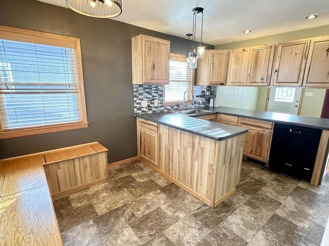 71 S SALLIE AVENUE, Fond Du Lac, WI 54935