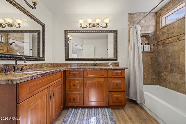 4014 E MORROW Drive, Phoenix, AZ 85050