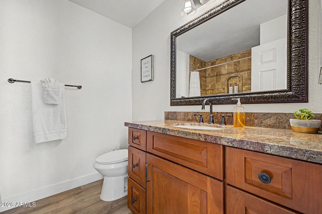 Image 13 of property listing at 4014 E MORROW Drive, Phoenix, AZ 85050