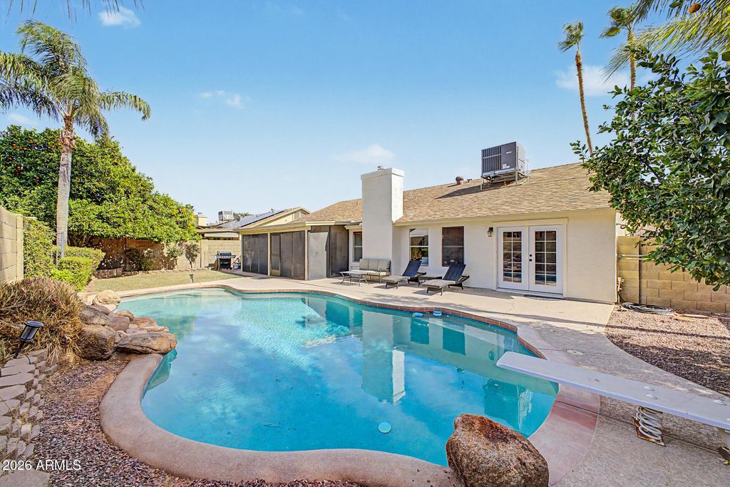 Image 3 of property listing at 4014 E MORROW Drive, Phoenix, AZ 85050