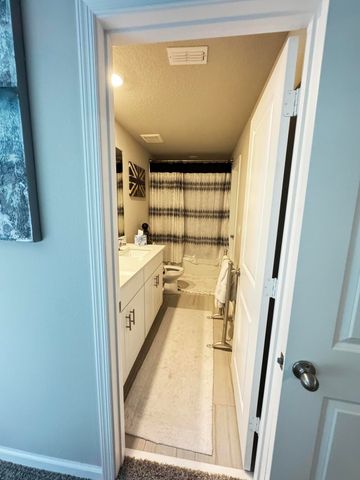 5646 SE Edgewater Circle, Stuart, FL 34997