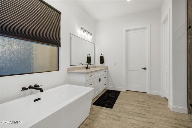 16008 E Dale Lane, Scottsdale, AZ 85262