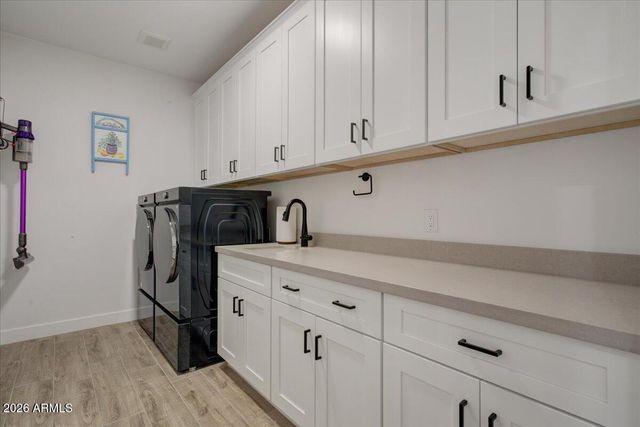 16008 E Dale Lane, Scottsdale, AZ 85262