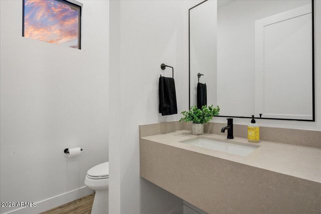 16008 E Dale Lane, Scottsdale, AZ 85262