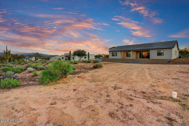 16008 E Dale Lane, Scottsdale, AZ 85262