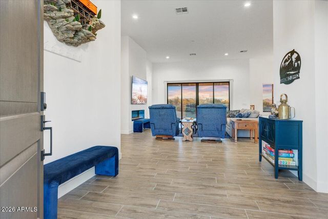 16008 E Dale Lane, Scottsdale, AZ 85262