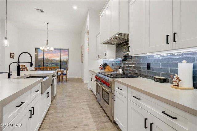 16008 E Dale Lane, Scottsdale, AZ 85262