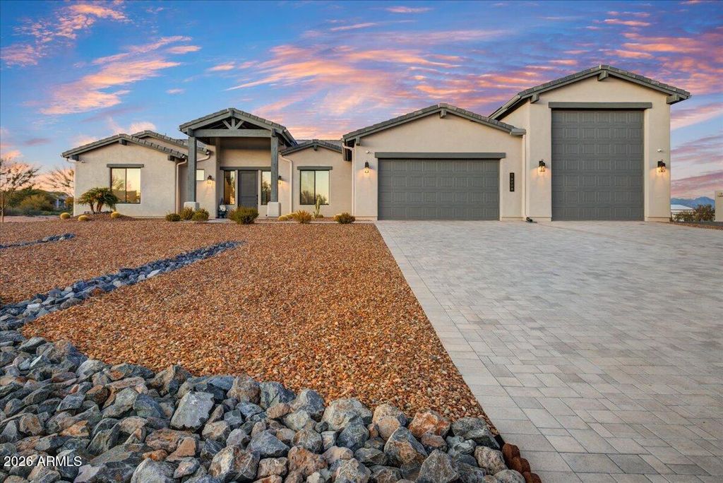 16008 E Dale Lane, Scottsdale, AZ 85262