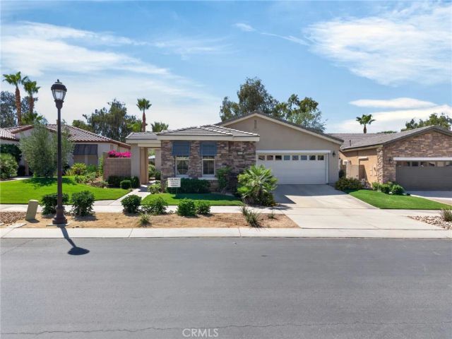 81074 Barrel Cactus, La Quinta, CA 92253