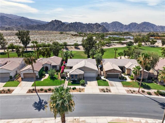 81074 Barrel Cactus, La Quinta, CA 92253