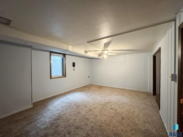 1220 W 23rd St Street, Mitchell, SD 57301