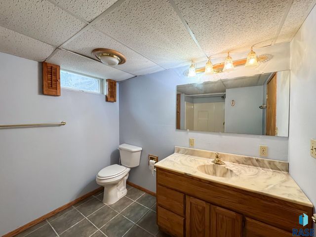 1220 W 23rd St Street, Mitchell, SD 57301