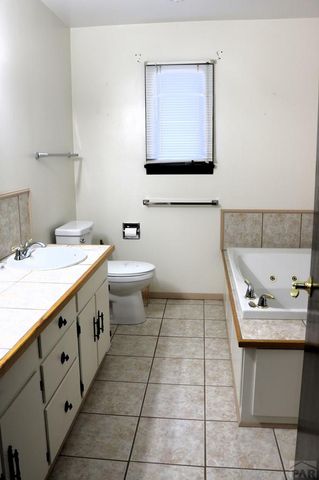 531 N McCulloch Blvd, Pueblo West, CO 81007