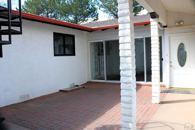 531 N McCulloch Blvd, Pueblo West, CO 81007