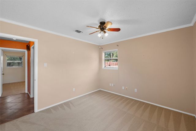 749 Castleman Creek Road, Hewitt, TX 76643