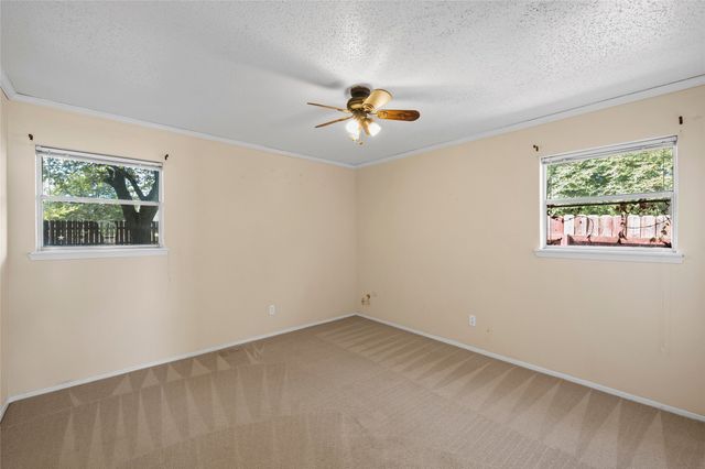 749 Castleman Creek Road, Hewitt, TX 76643