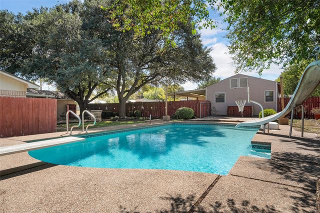 749 Castleman Creek Road, Hewitt, TX 76643