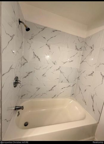 17913 Hanna Street, Melvindale, MI 48122