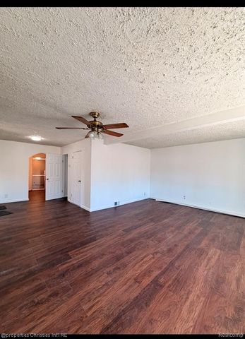 17913 Hanna Street, Melvindale, MI 48122