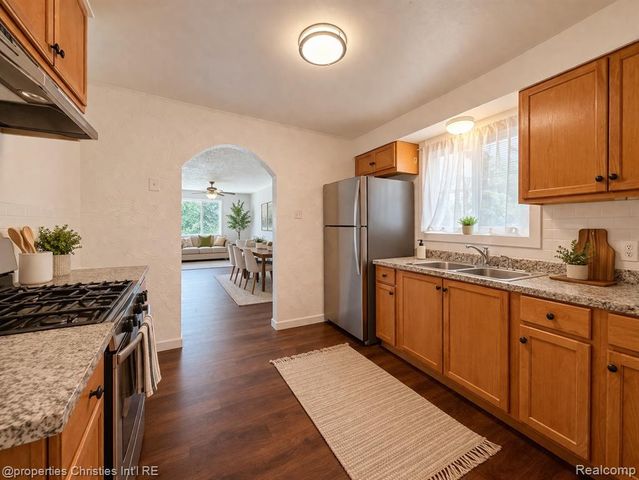 17913 Hanna Street, Melvindale, MI 48122