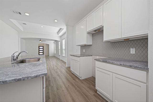 12355 Sunset Canyon Way, Willis, TX 77318