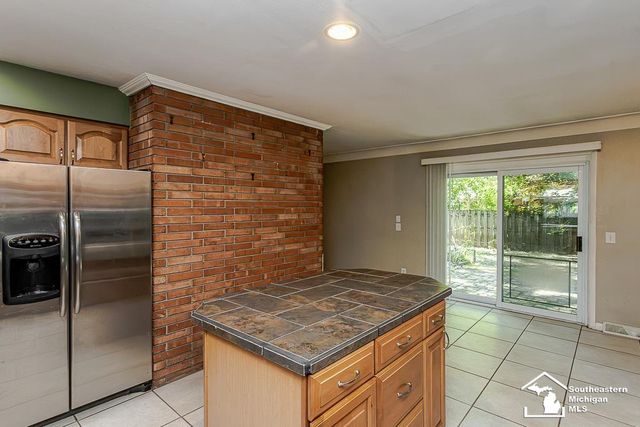 7679 Apache Trail, Bedford Twp, MI 48182
