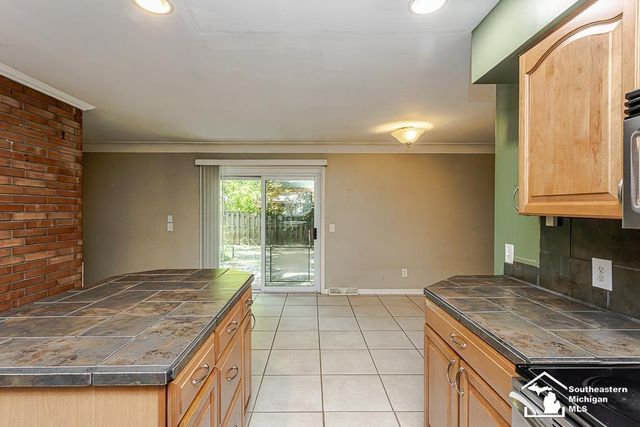7679 Apache Trail, Bedford Twp, MI 48182