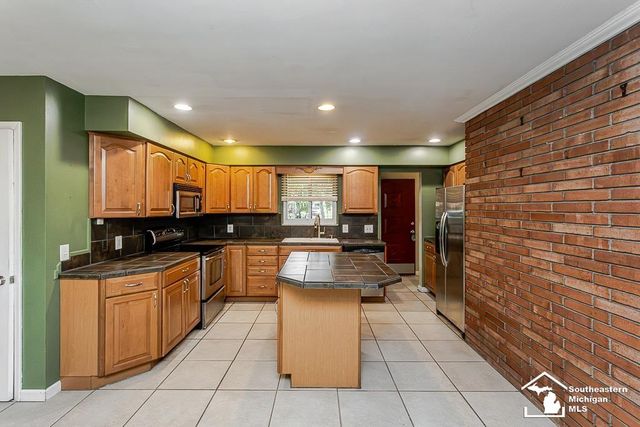 7679 Apache Trail, Bedford Twp, MI 48182