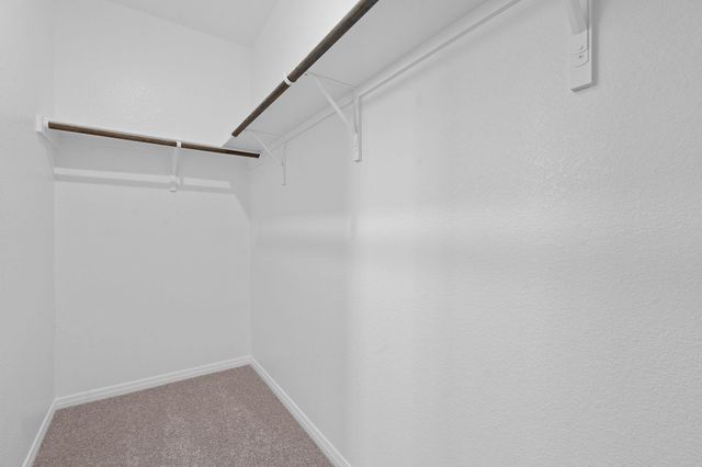 6349 Marsh LN, Buda, TX 78610