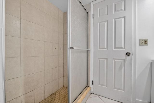 176 Woodland Road, Palm Springs, FL 33461