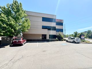 1575 E McAndrews Road 100, Medford, OR 97504