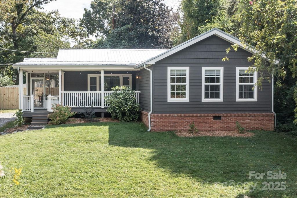33 Wilshire Drive, Asheville, NC 28806