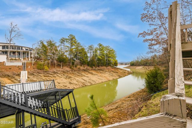 1965 McCroskey Lane, Sevierville, TN 37876